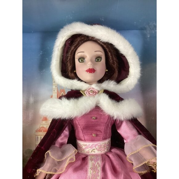Disney Belle Porcelain Keepsake Doll Royal Holiday Ed Beauty & The Beast*NIB - Picture 2 of 7